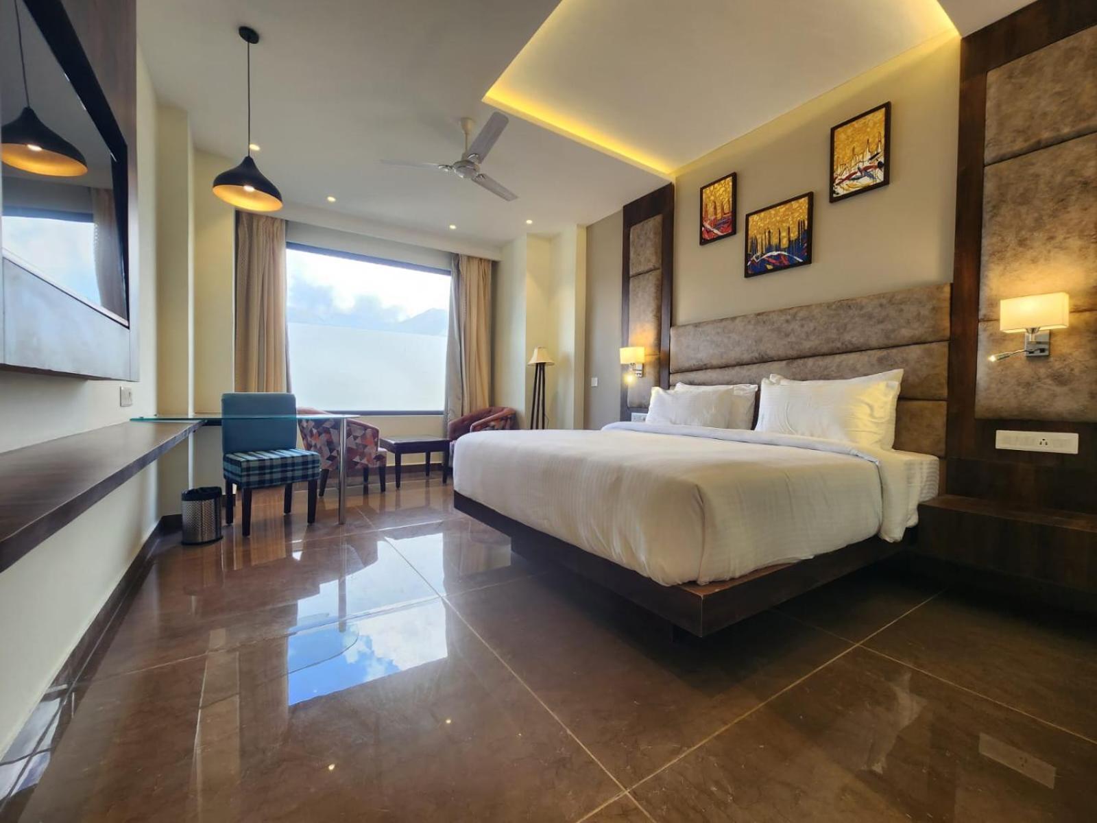 Aachman River And Valley View Resort Dharamshala - A Riverside Resort With Balcony View Eksteriør bilde