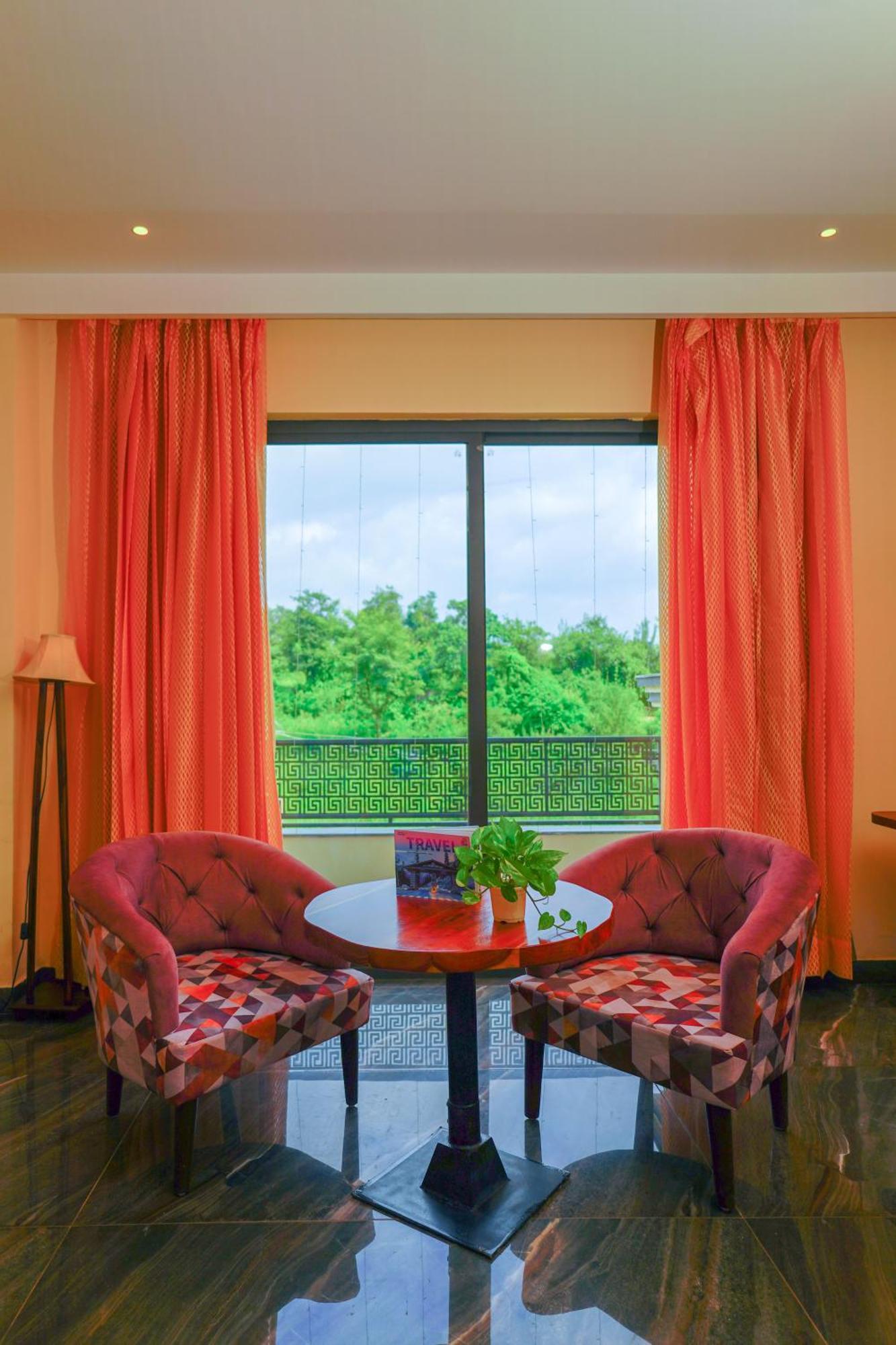 Aachman River And Valley View Resort Dharamshala - A Riverside Resort With Balcony View Eksteriør bilde