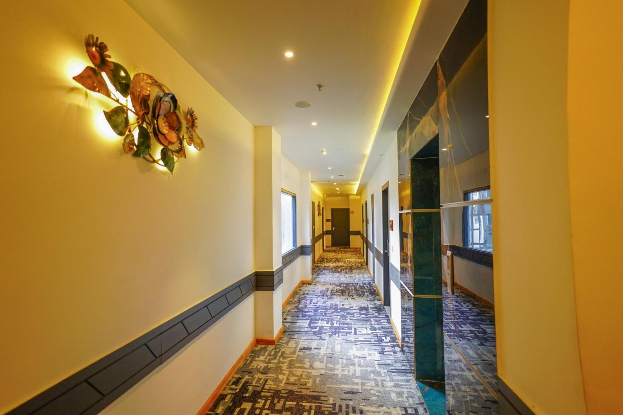 Aachman River And Valley View Resort Dharamshala - A Riverside Resort With Balcony View Eksteriør bilde