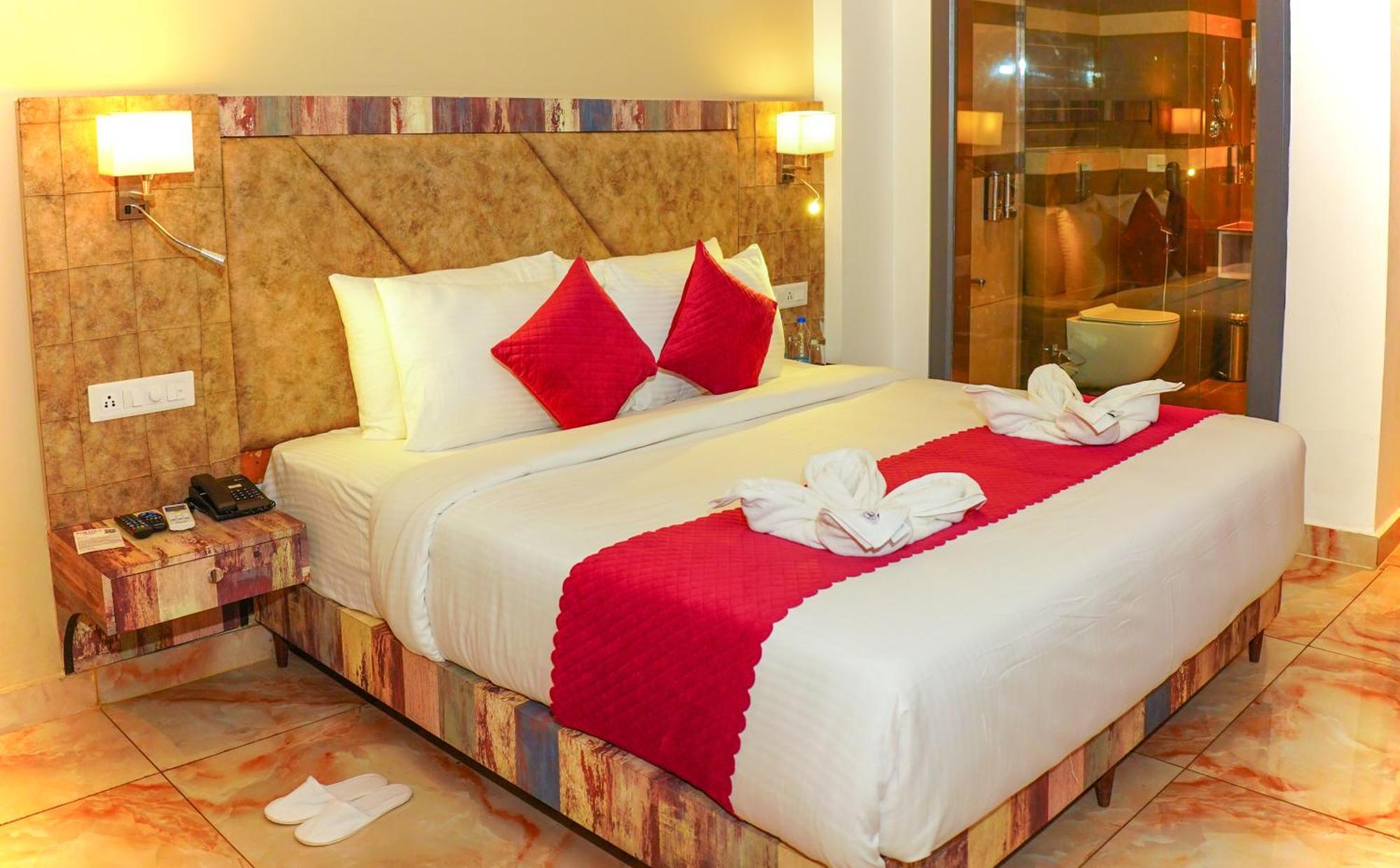 Aachman River And Valley View Resort Dharamshala - A Riverside Resort With Balcony View Eksteriør bilde